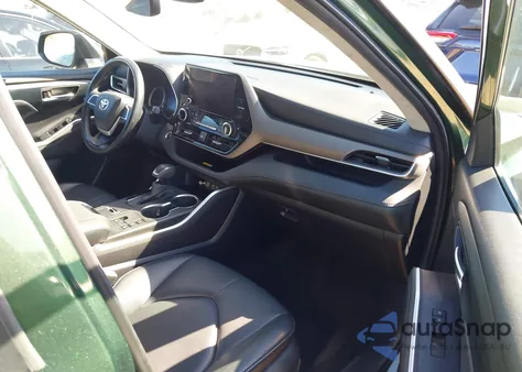 2023 Toyota Highlander Hybrid Xle z USA, uszkodzony, nr VIN 5TDKBRCH0PS578700